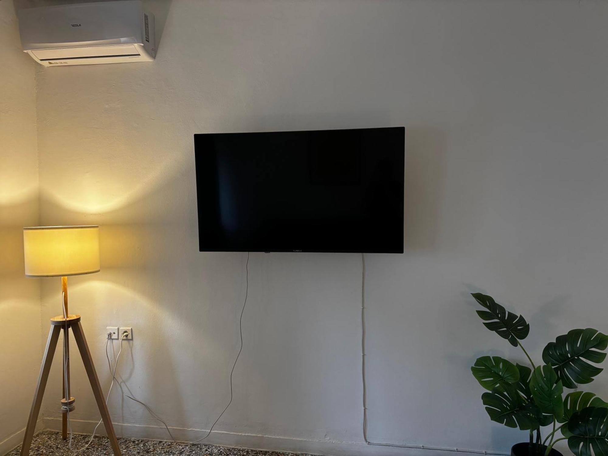 Sunchaser Apartments Ігумениця Екстер'єр фото